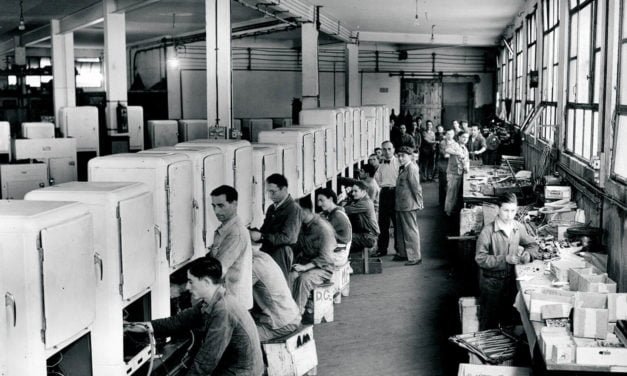 ¿País industrial o de servicios?: Un repaso a la historia deja ver la puja de modelos