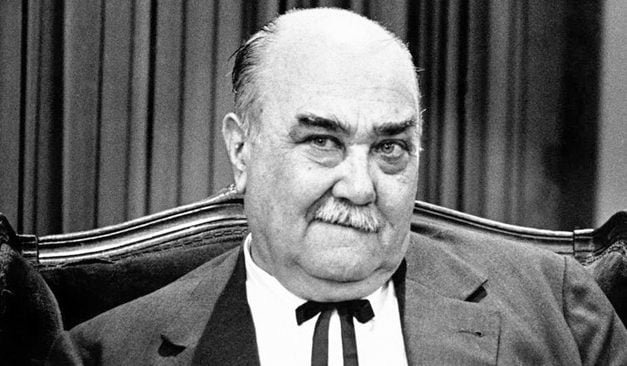 Pensamiento nacional o colonial, una puja histórica con actualidad