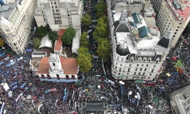Jornada de protesta con una nutrida movilización