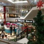 Caen las ventas en los centros de compra