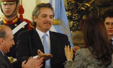 Fernández negó un default si es presidente