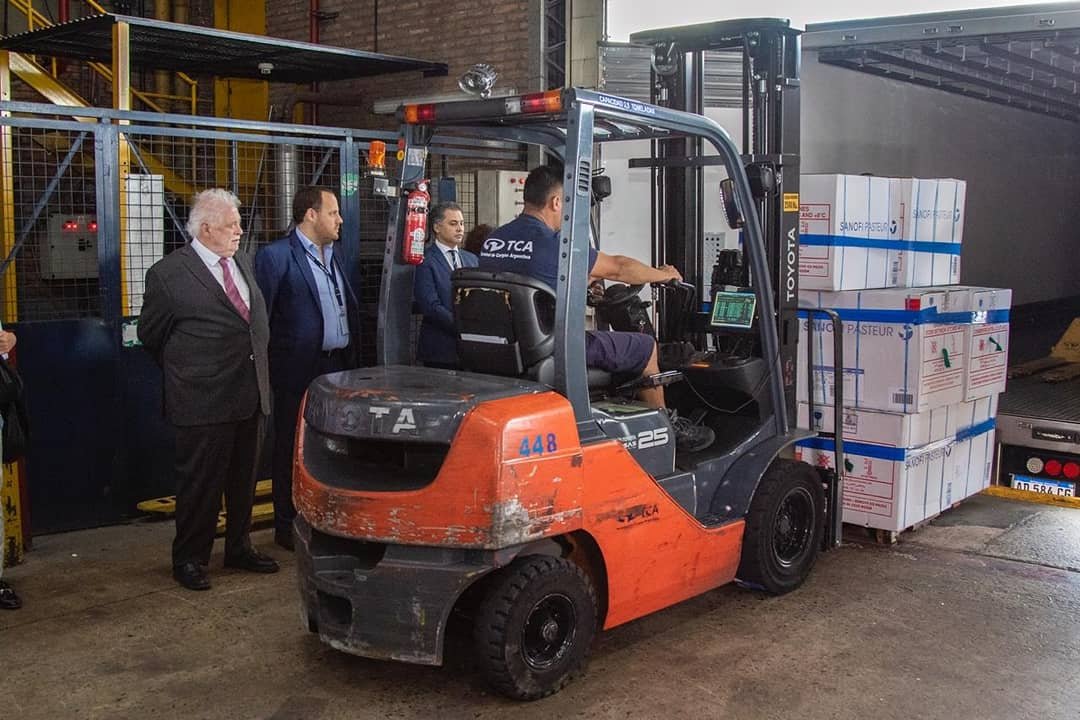 En pleno brote de sarampión había vacunas sin distribuir