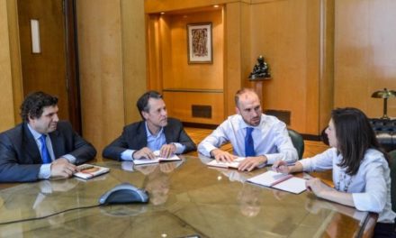 Guzmán se reunió con representantes del FMI