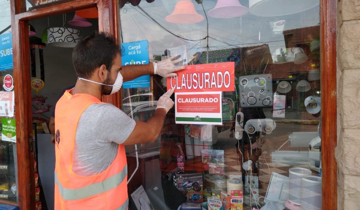 Clausuran comercios en Esteban Echeverría