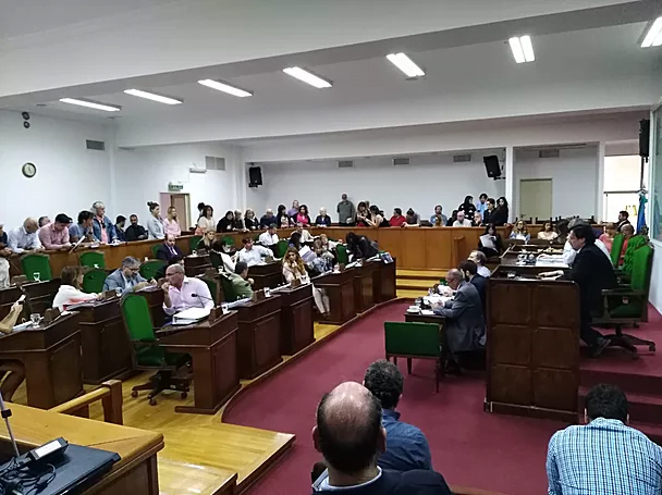 Vicente López votó su impuesto a la riqueza