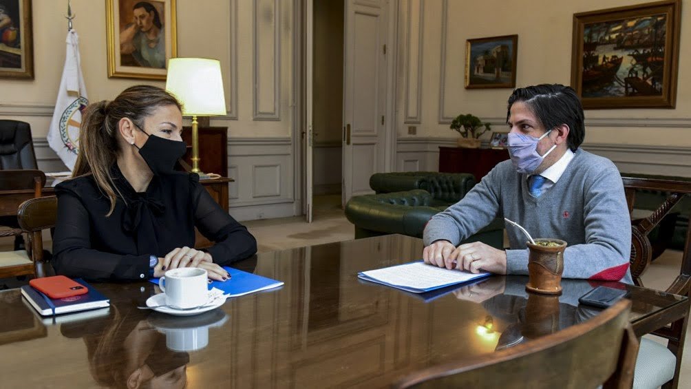Martes con cumbre Nación-Ciudad por reinicio de clases