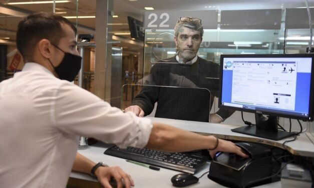 Como chequear si el pasaporte tiene algún inconveniente