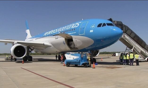 Aerolíneas Argentinas cierra la mayoría de sus oficinas comerciales