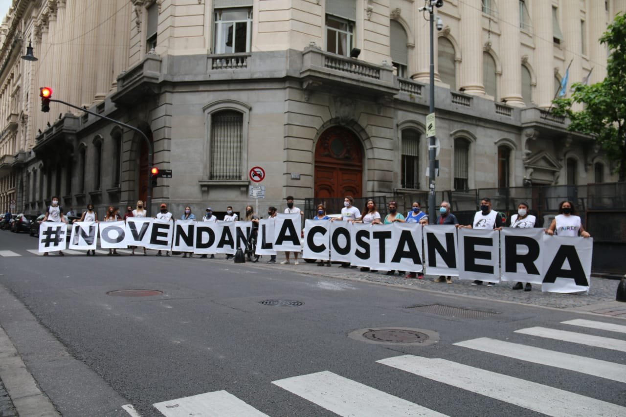 ¿Marcha atrás con la construcción de edificios en Costa Salguero?