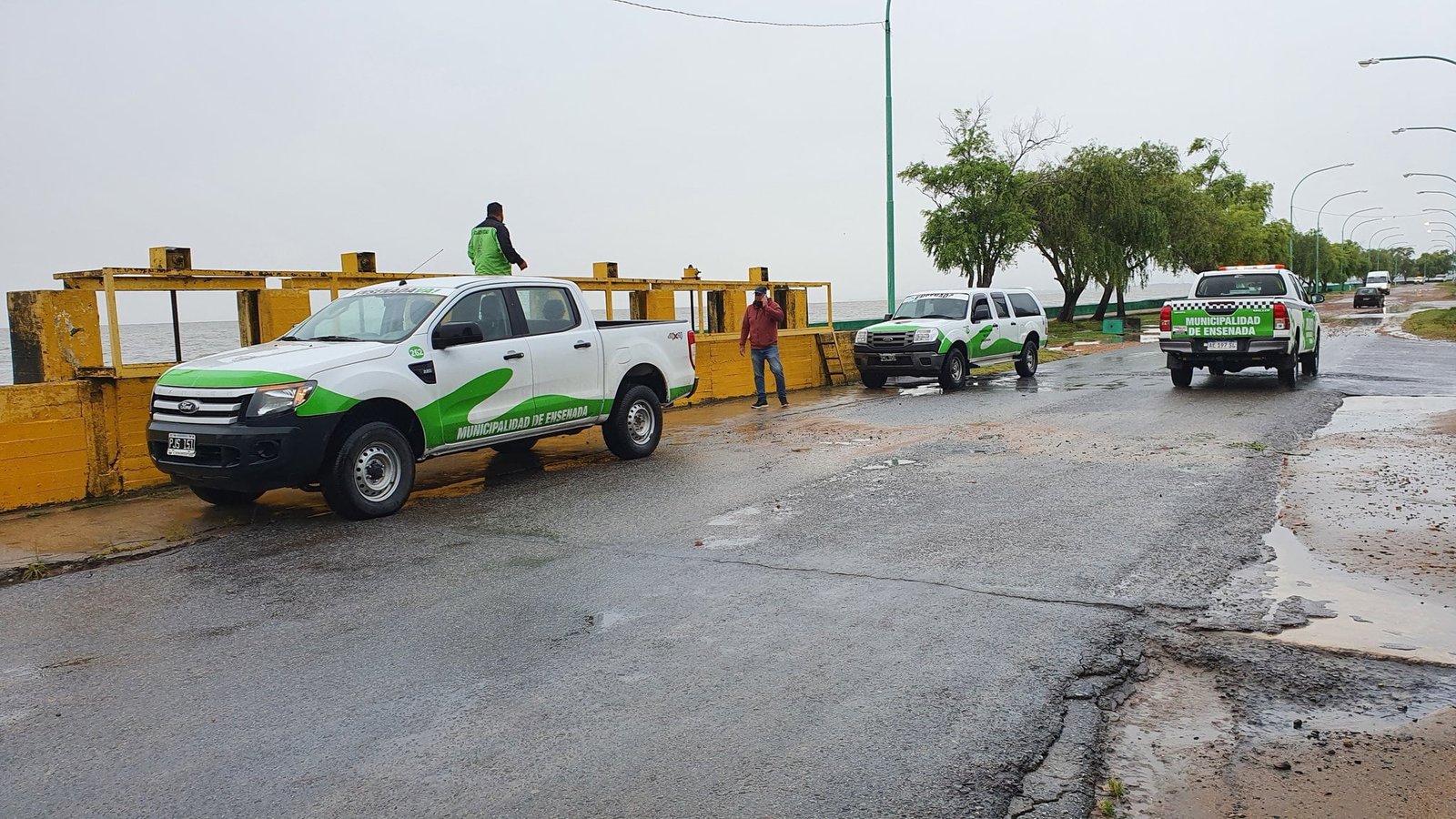 Evacuados en Esenada por la crecida del Río
