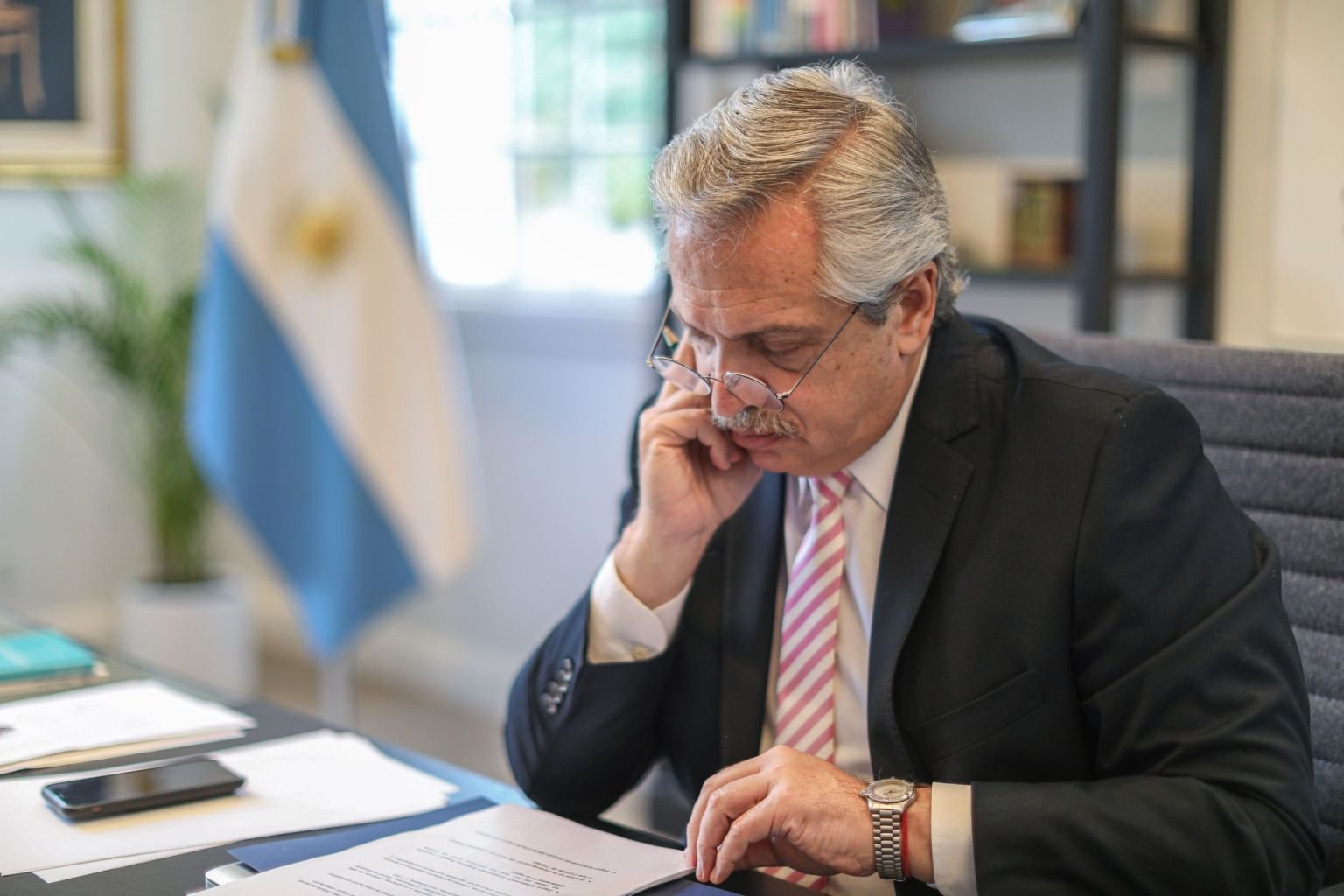 El presidente fortalece una línea de conducta en medio del escándalo