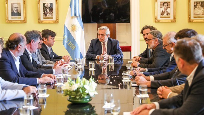 El presidente se reunió con la Mesa de Enlace