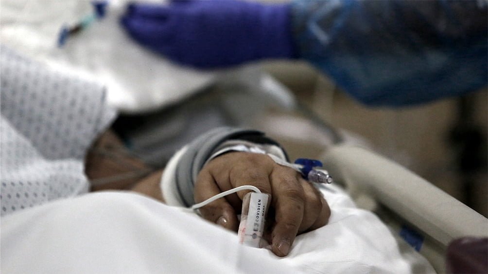 Desciende el promedio de contagiados diarios con Covid
