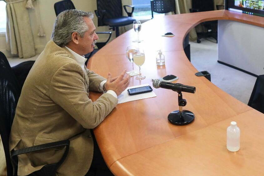 Fernández y Larreta analizaron la evolución de la pandemia