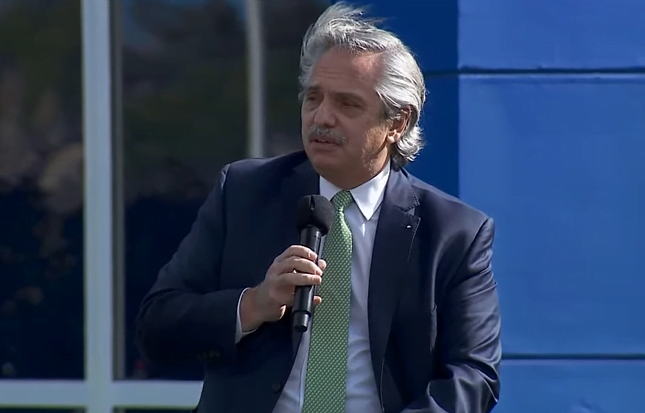 El presidente habló de la decrepitud del estado de derecho