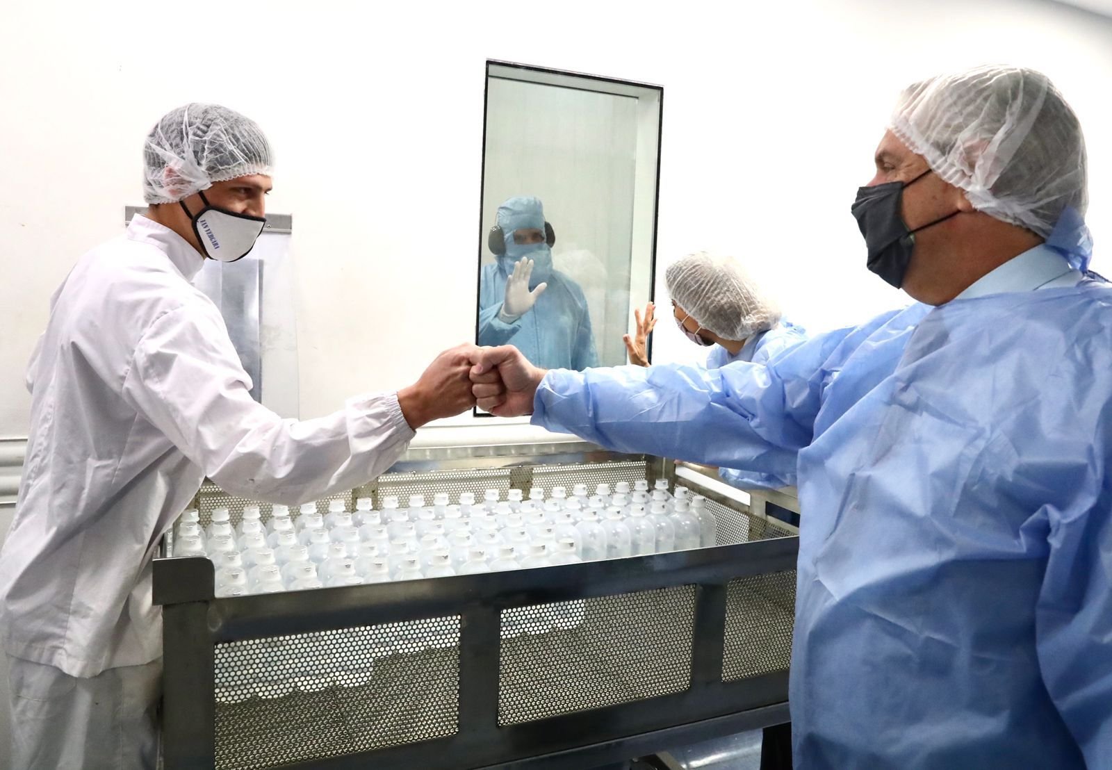 Fernández habló de construir más trabajo para sustituir los planes