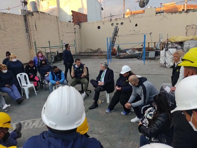 Las sorpresivas reuniones del presidente con trabajadores