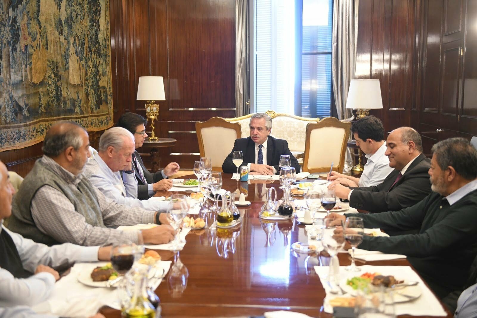 Fernández pidió mayor defensa del salario