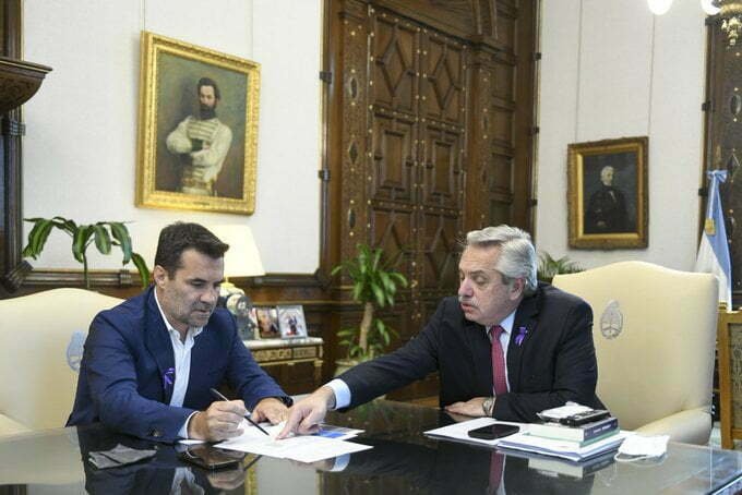 El presidente ponderó la obra que permitirá el autoabastecimiento de gas