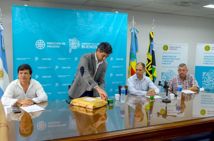 Obras en 190 kilómetros de rutas y caminos bonaerenses