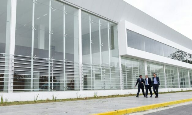 El Presidente visitó las obras en el Hospital Central de Pilar