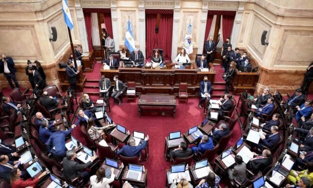 Por abrumadora mayoría el senado expulsó a Edgardo Kueider