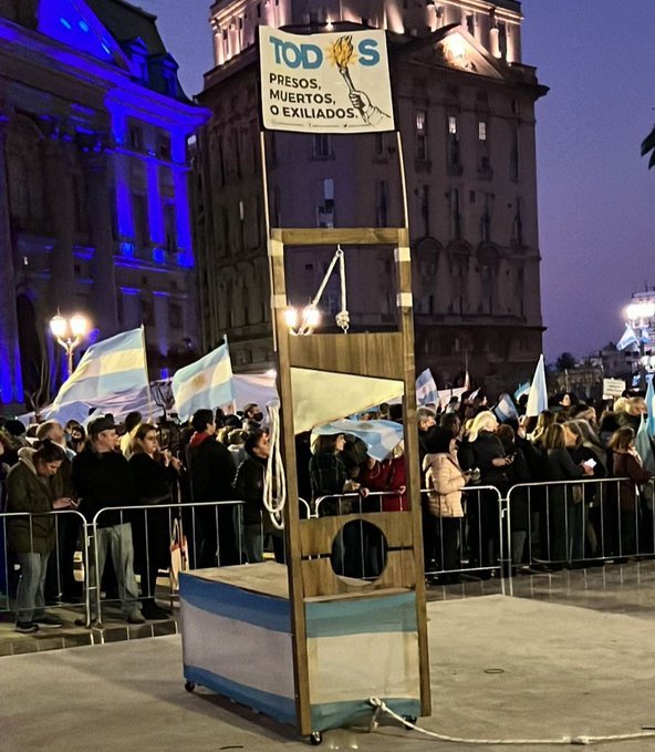 Recrudece la violencia y el odio en protesta opositora