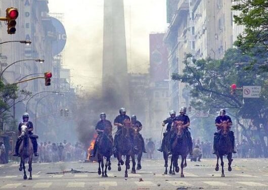 Cómo se llegó a las trágicas jornadas de diciembre de 2001