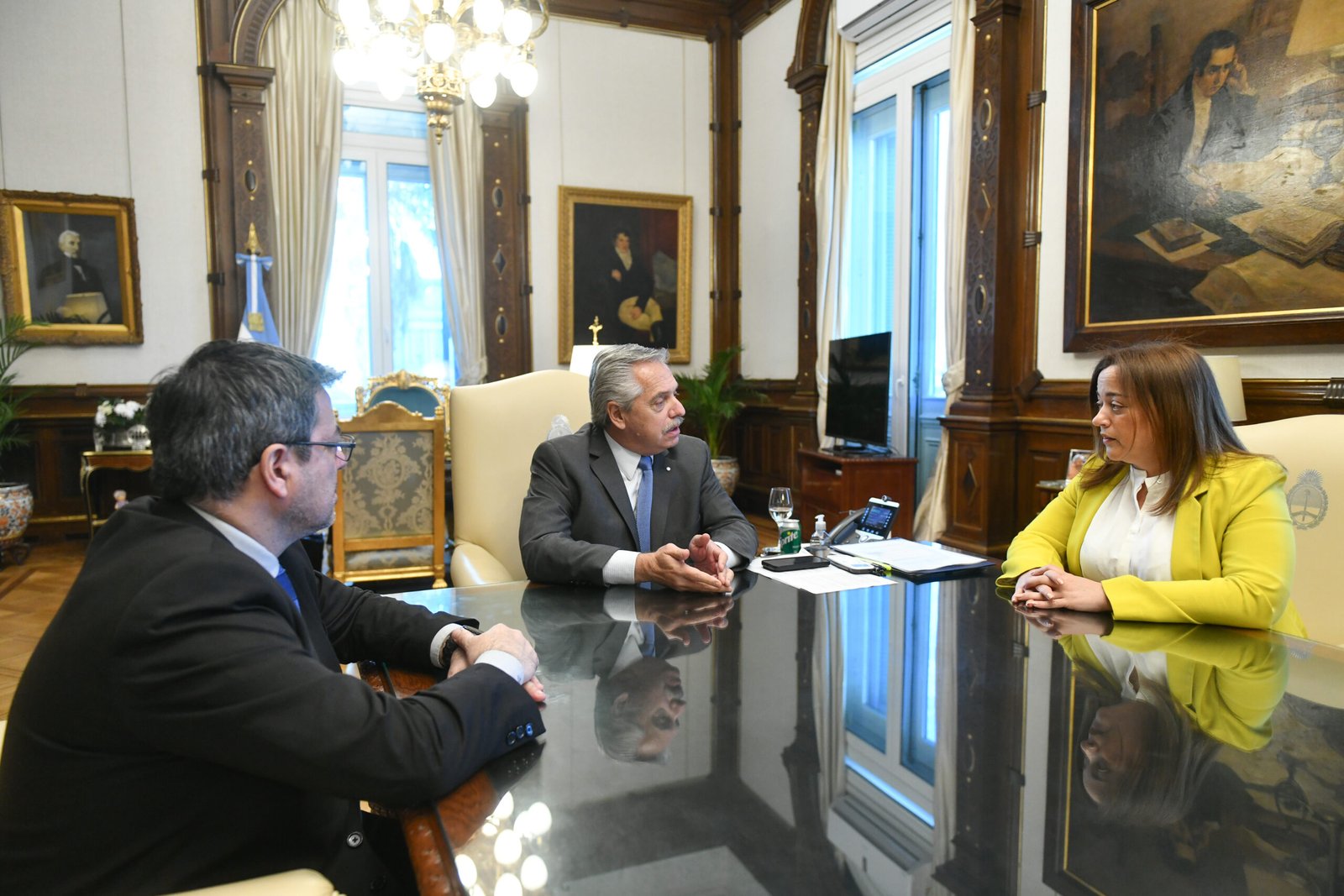 Atentado a Cristina: El presidente evaluó con diputados la reacción opositora