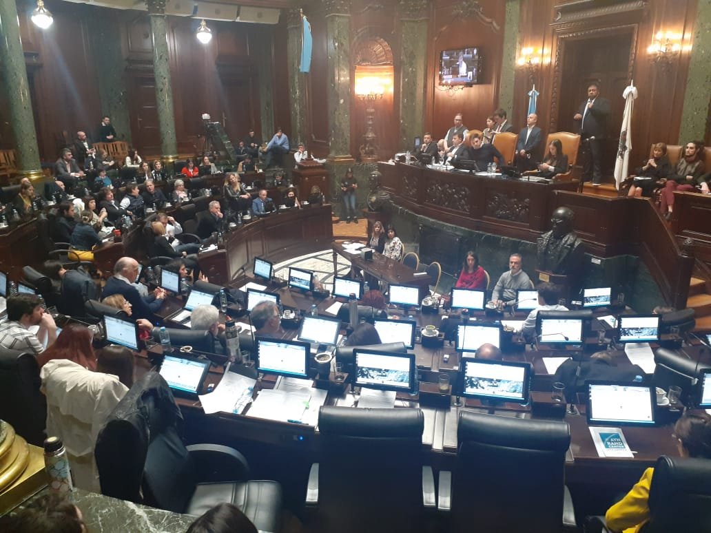 Legisladores de Larreta impidieron citar a la Ministra Acuña al parlamento