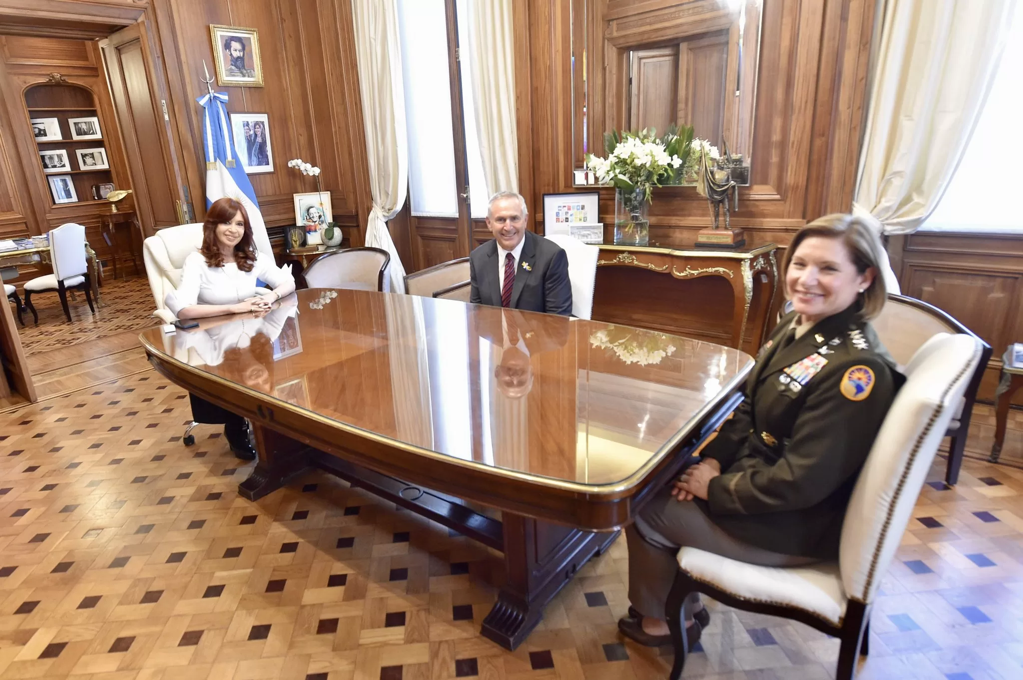 Cristina desmiente una información de Clarín