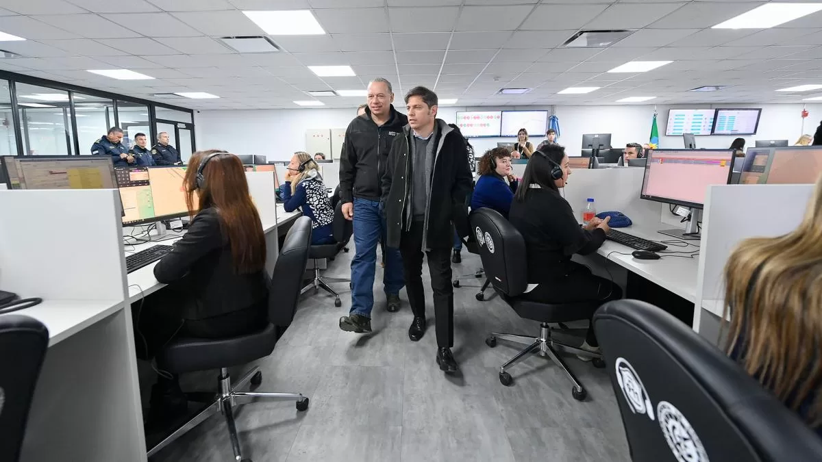 Kicillof dejó inaugurada la nueva central telefónica de emergencias