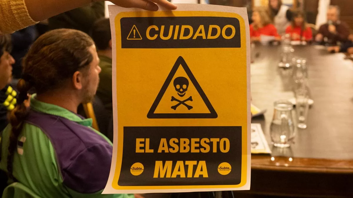 Trabajadores del subte y una marcha por la reducción del asbesto