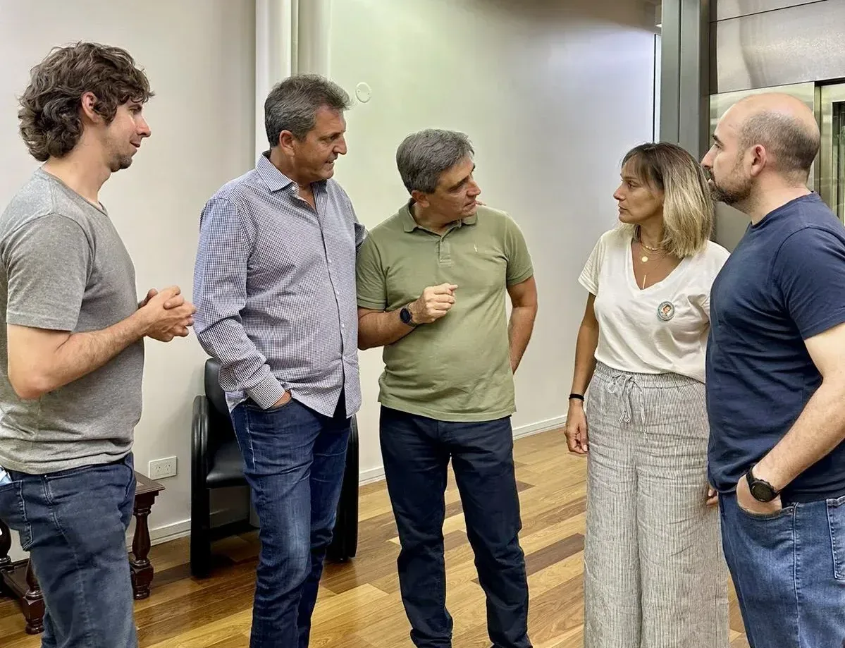 Apoyo de Massa al diputado tucumano que no quiso abrirse de UxP
