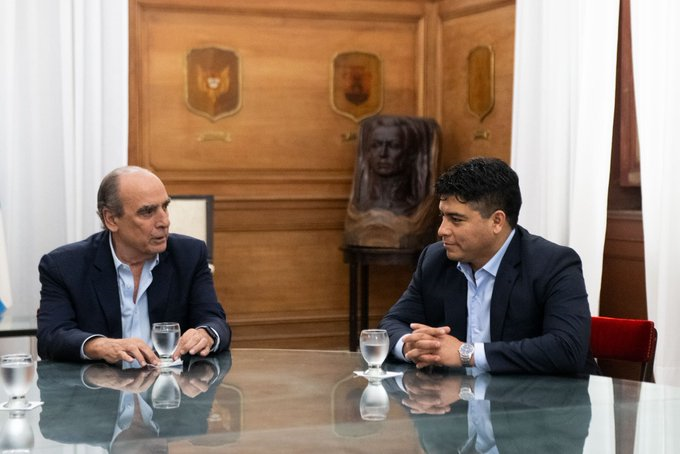 Francos con gobernador de Santa Cruz Vidal