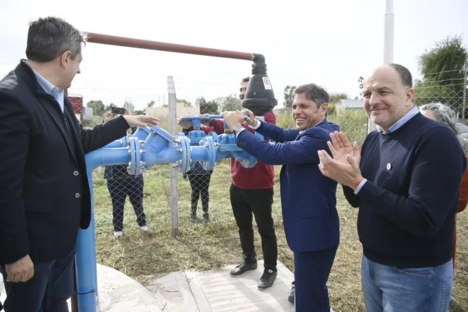 Se inauguró la red de desagües cloacales para vecinos de Orense