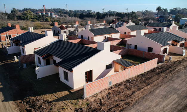 El gobierno nacional abandono 16 mil viviendas bonaerenses que estaban en construcción